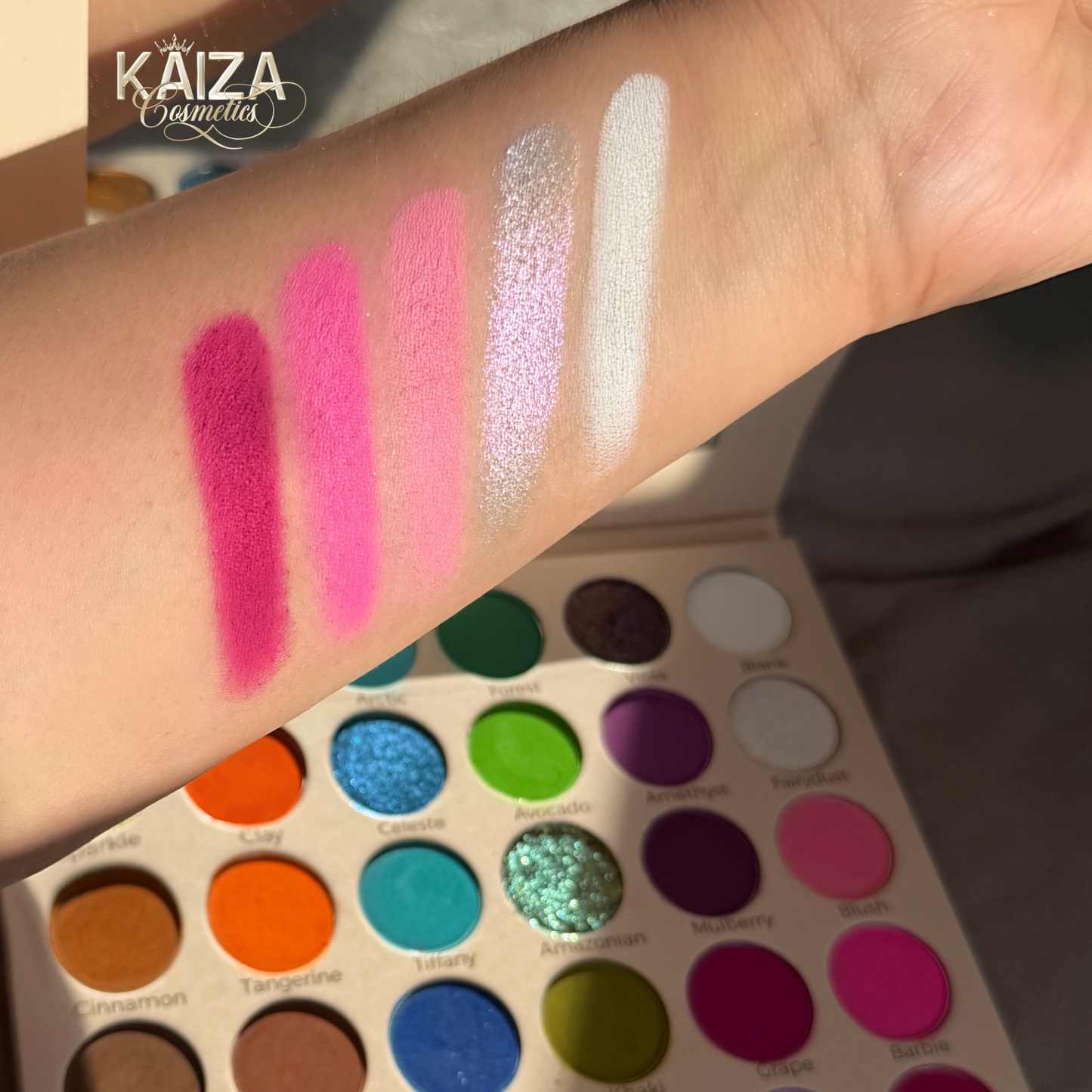 The Artistry Eyeshadow Palette Vol 1