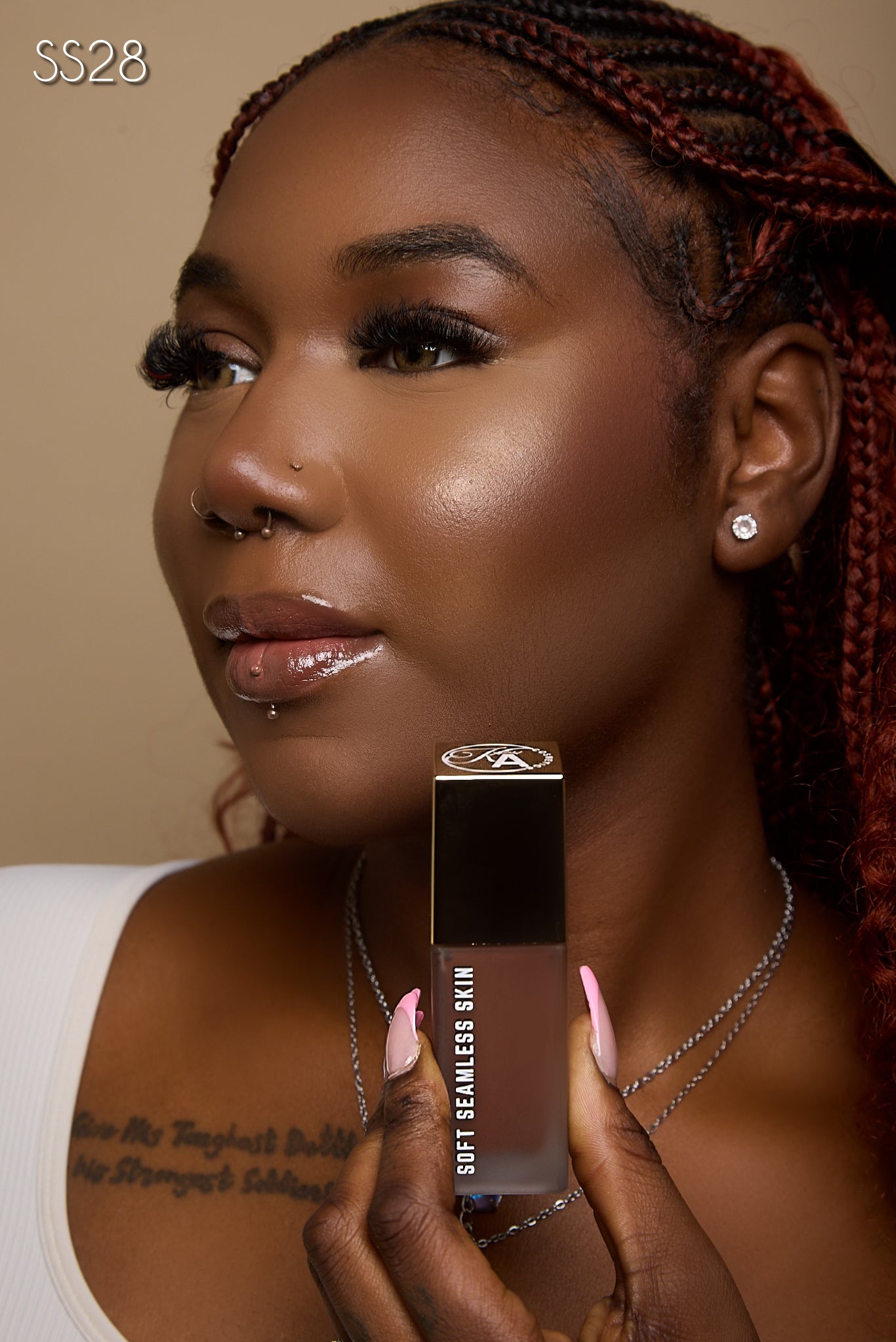 SOFT SEAMLESS SKIN FOUNDATION